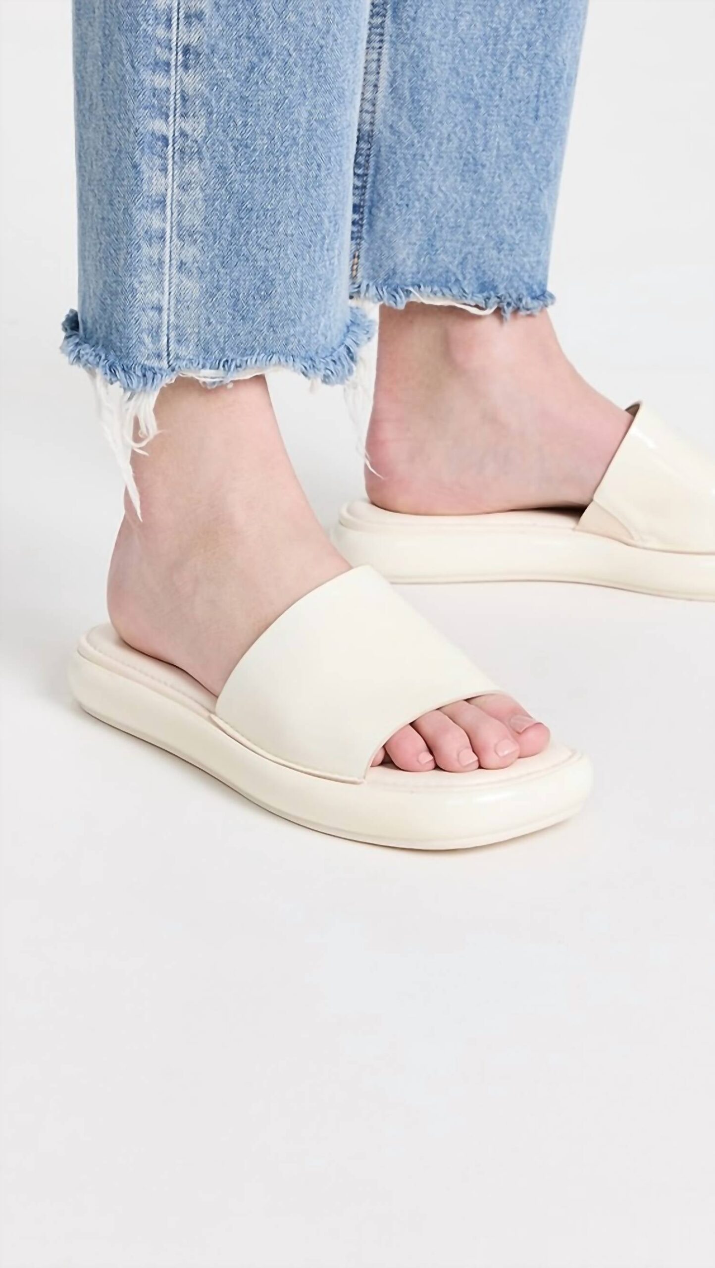 233fbe05-a334-4496-ad9d-c028c960ed41-upscale_15k-1500x1500-70 Vince - Evie Platform Slide Sandal - Image 1