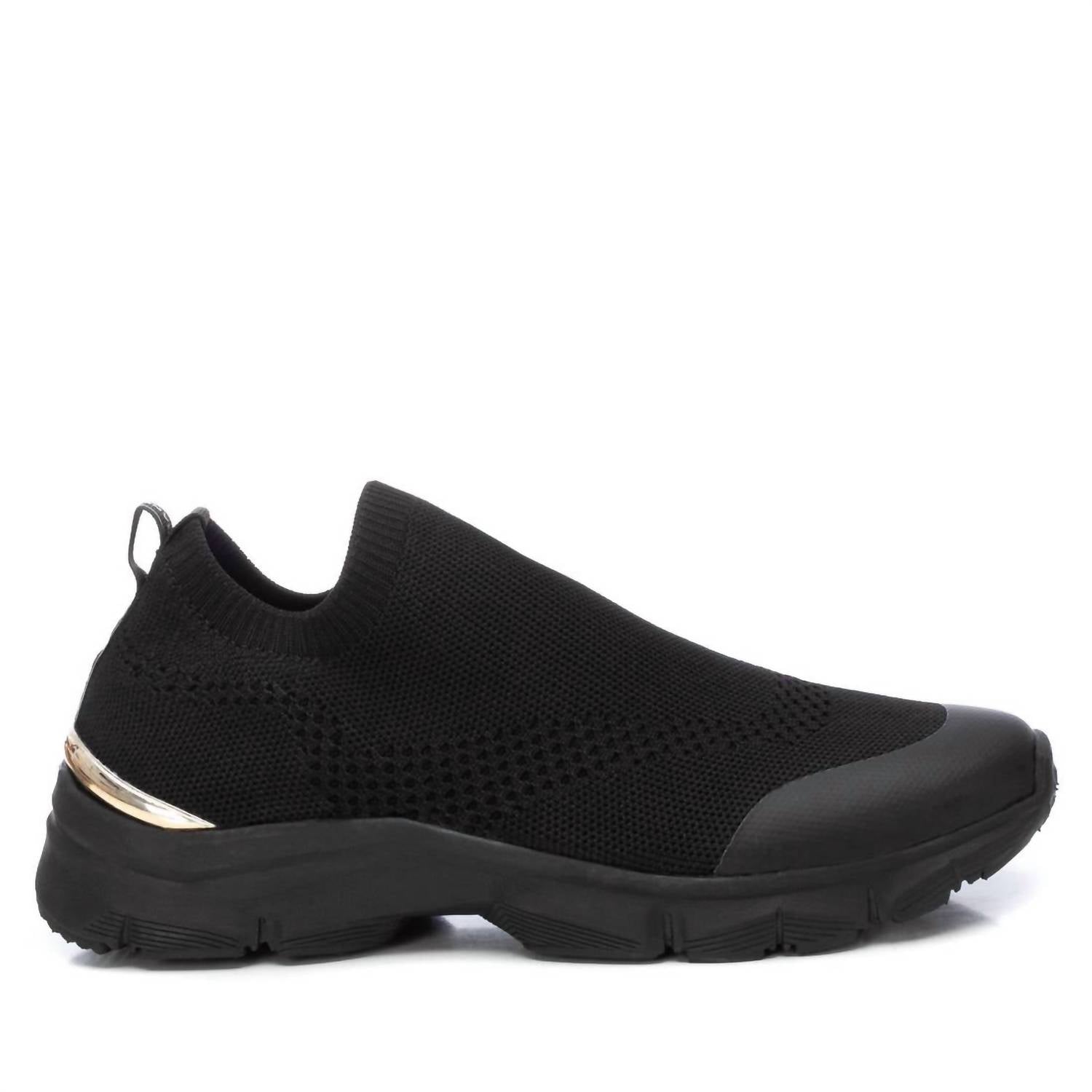 44d76c27-cb99-416c-bdd5-628808591420-upscale_15k-1500x1500-70 Xti - Women's 142454 Round Toe Sneakers - Image 1