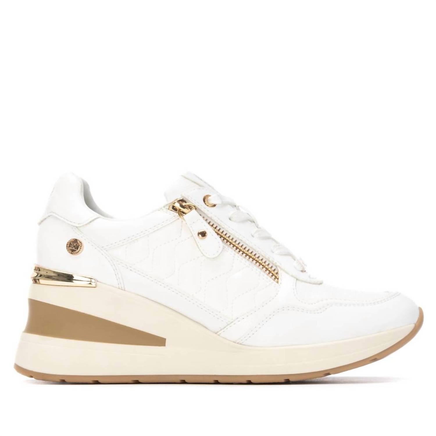 4d33c88d-4fe2-4650-a8db-3b096f500a12-upscale_15k-1500x1500-70 Xti - Women's 144380 Round Toe Sneakers - Image 1