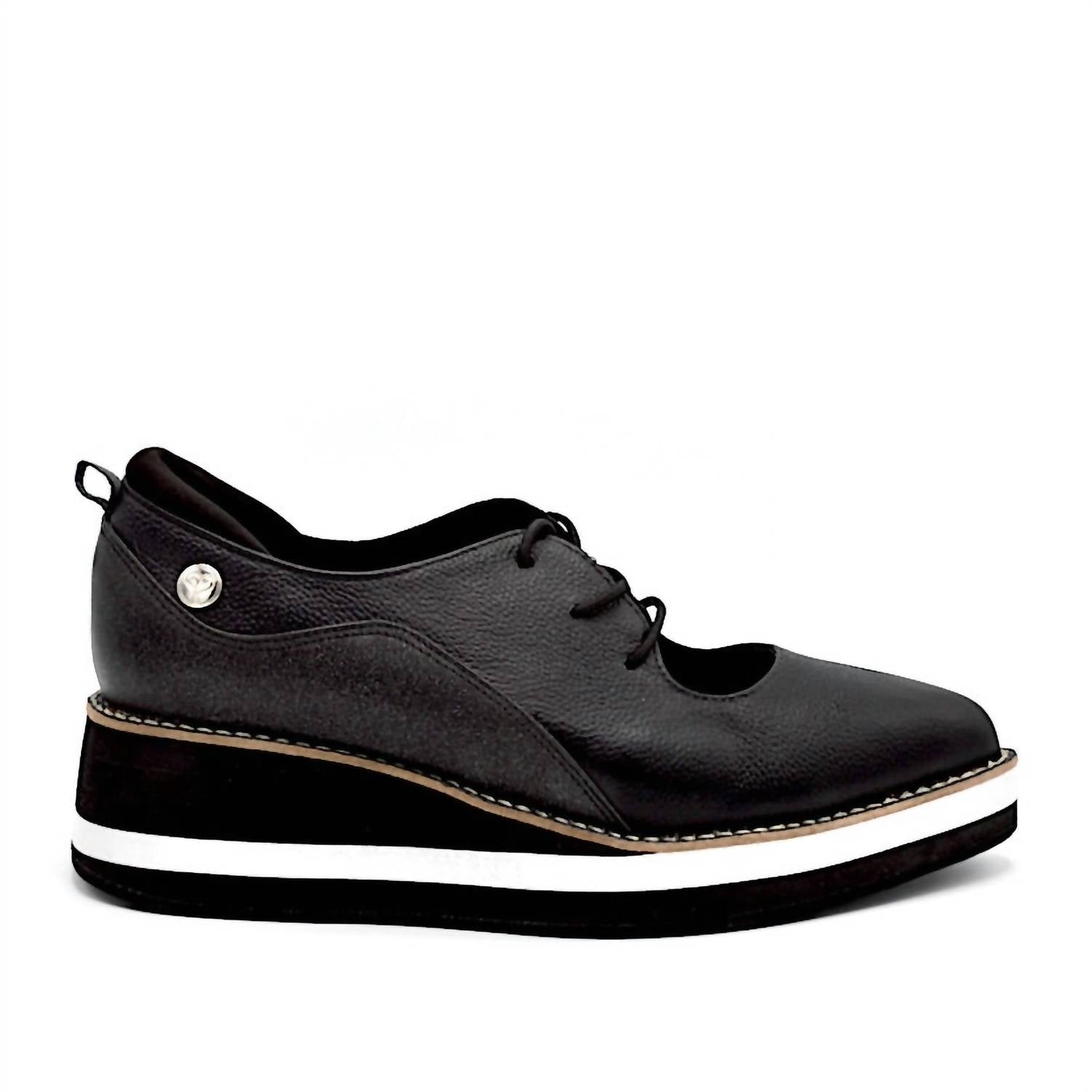 8ac8d46a-a621-448a-ad3a-d637119c6a1e-upscale_15k-1500x1500-70 Chelsea Jones - Women's Tempo Oxford Shoes - Image 1