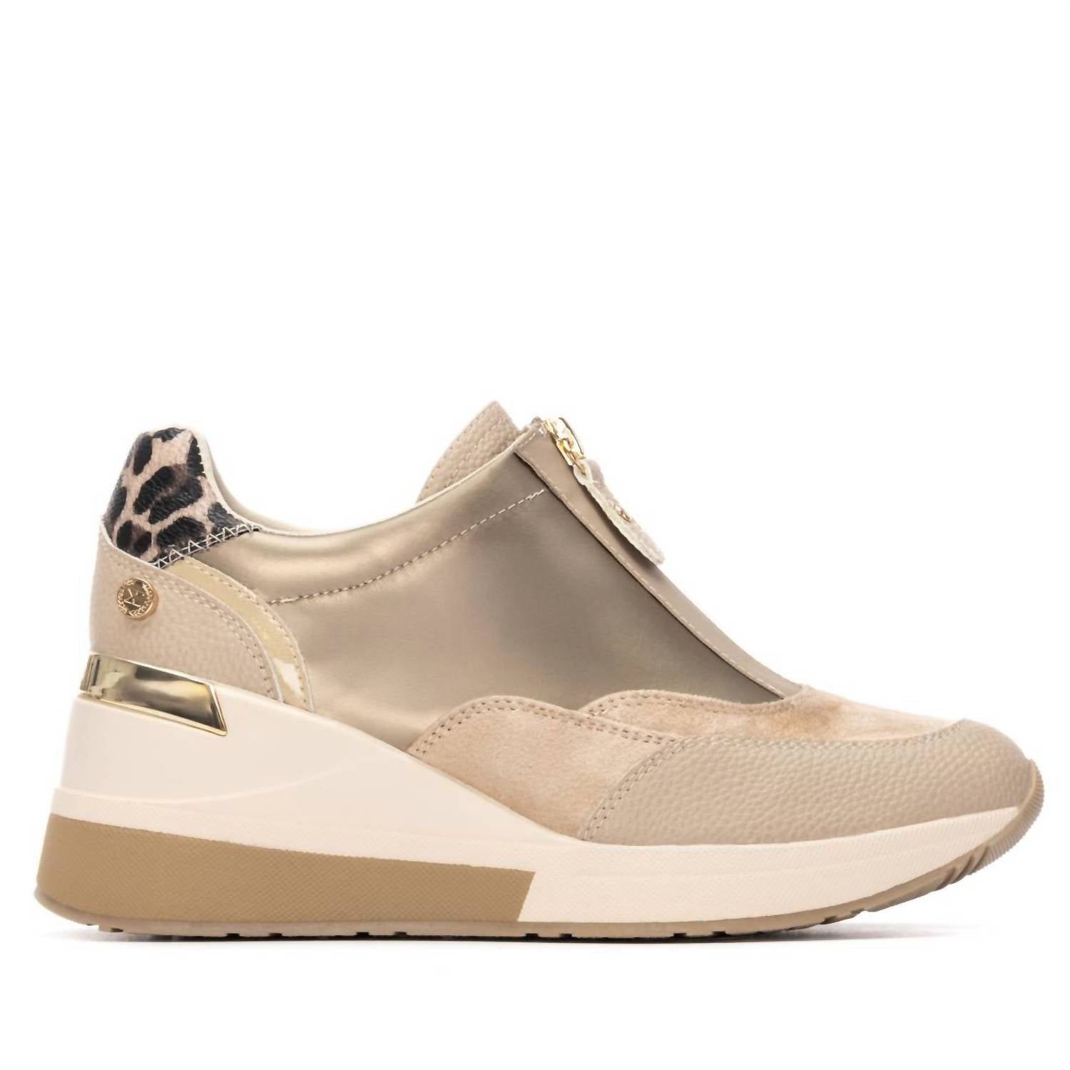 effe95a0-6f53-4535-823f-6d260eb58b97-upscale_15k-1500x1500-70 Xti - Women's 144655 Round Toe Sneakers - Image 1
